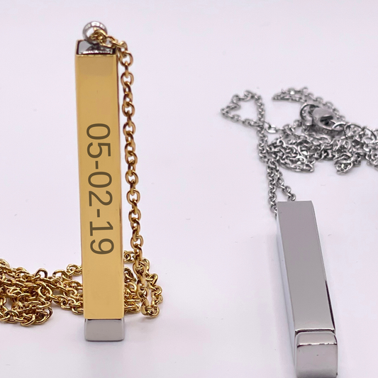 ENGRAVED 3D VERTICAL NECKLACE