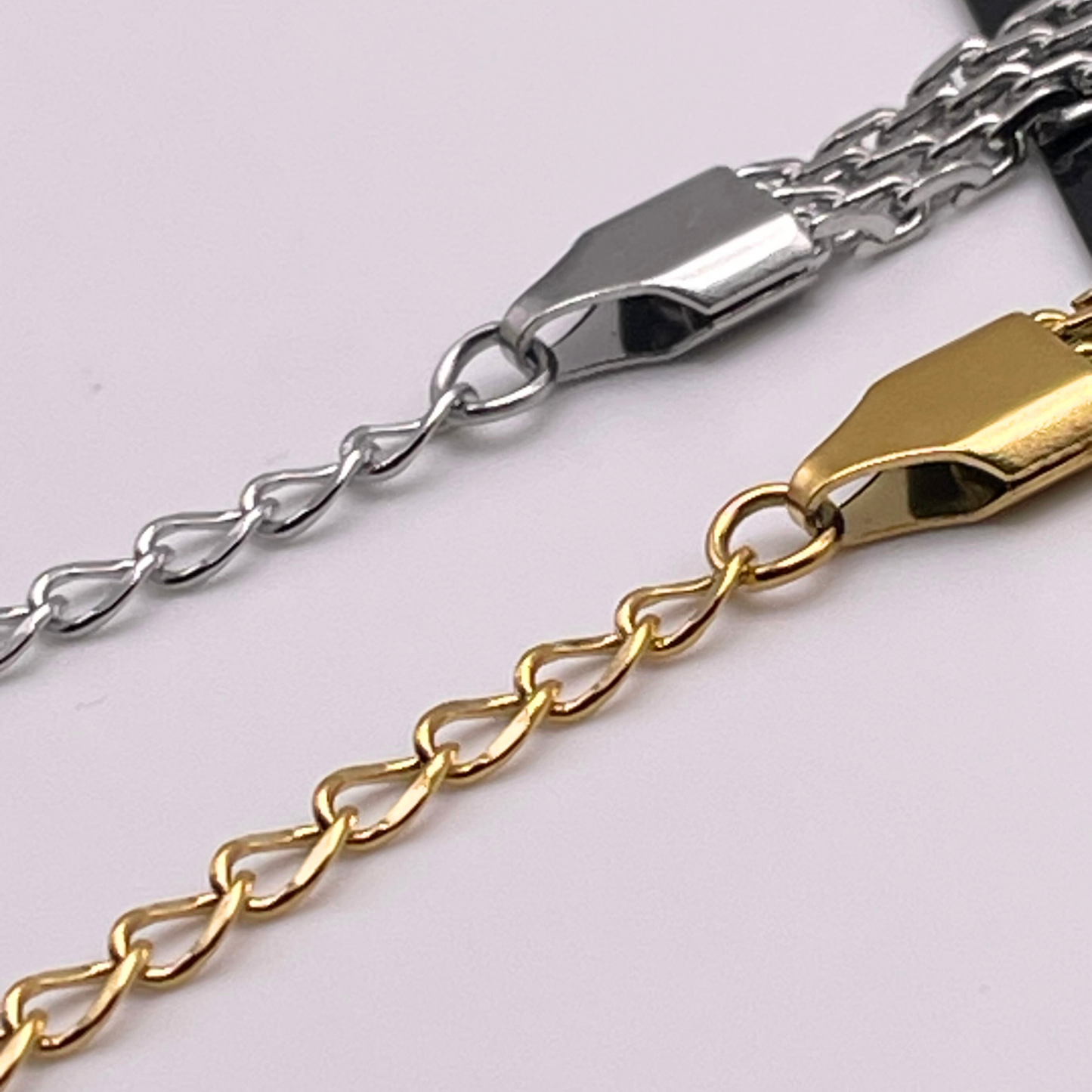 KIDS BRACELET W/ WIDE LINK CHAIN