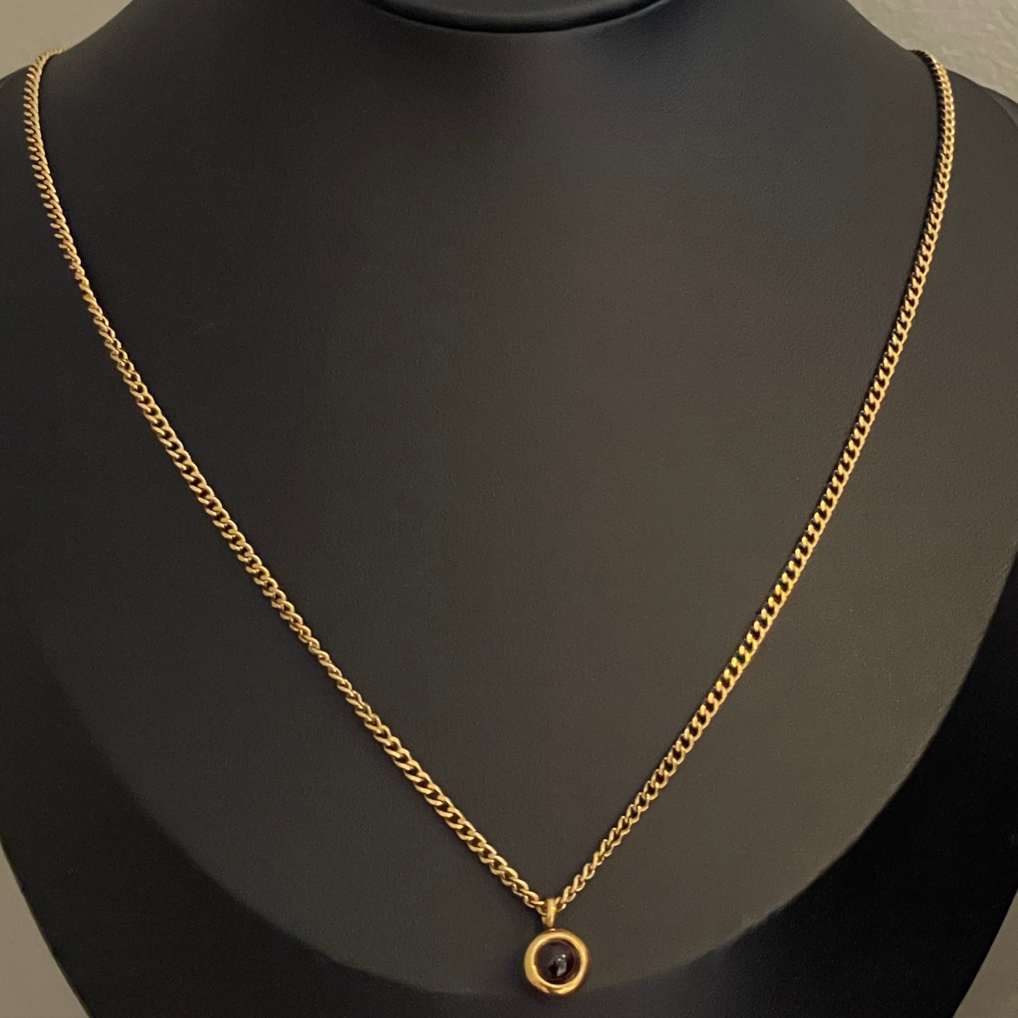 NECKLACE W/PHOTO